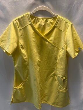 Cherokee Infinity scrub top